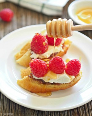 Raspberry-and-Honey-Goat-Cheese-Bruschetta-6